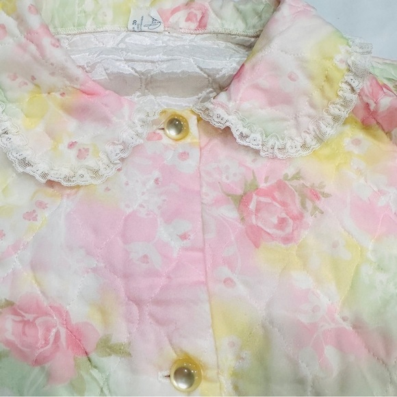 Vintage Pastel Floral Short Sleeve Quilted Housecoat Bed Jacket Robe - Picture 3 of 10